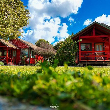 The Wooden Rose Cabins Bezet Eksteriør bilde