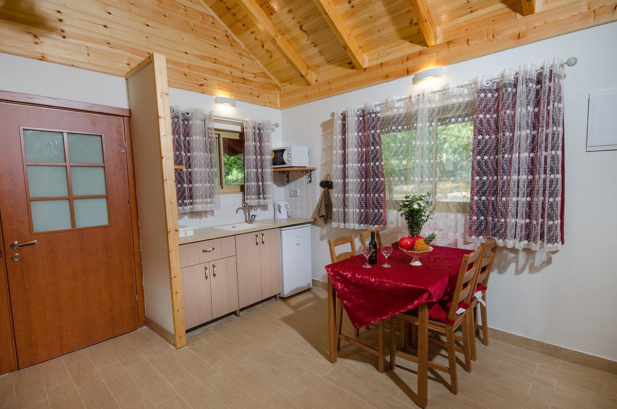 The Wooden Rose Cabins Bezet Eksteriør bilde